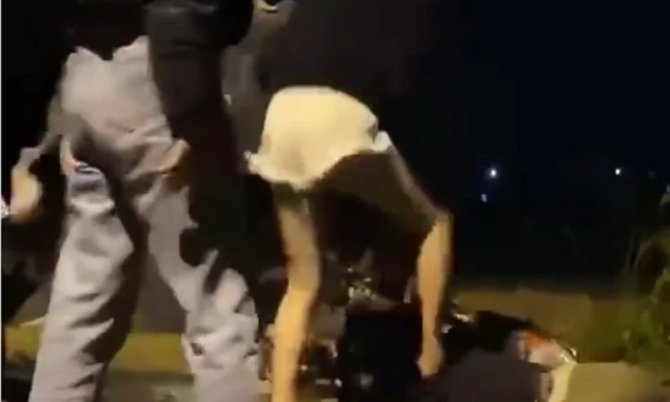 Công an vào cuộc vụ đánh hội đồng cô gái 19 tuổi, livestream lên mạng ở Kon Tum