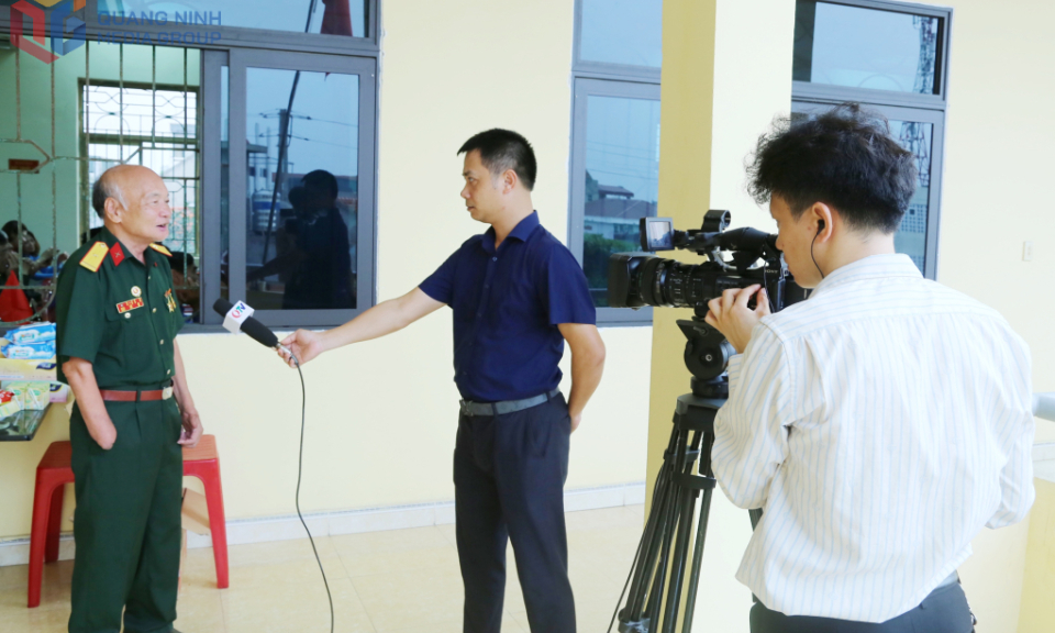 Rèn luyện đạo đức nghề báo gắn với học và làm theo Bác