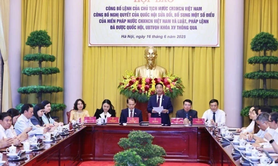 Kết thúc hoạt động của đơn vị hành chính cấp huyện từ ngày 1/7 sắp tới
