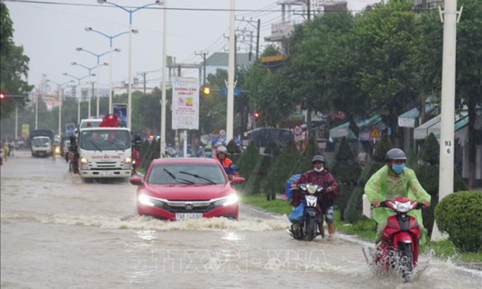 Thời tiết ngày 17/6: Bắc Bộ, Tây Nguyên, Nam Bộ mưa dông, Trung Bộ nắng nóng diện rộng