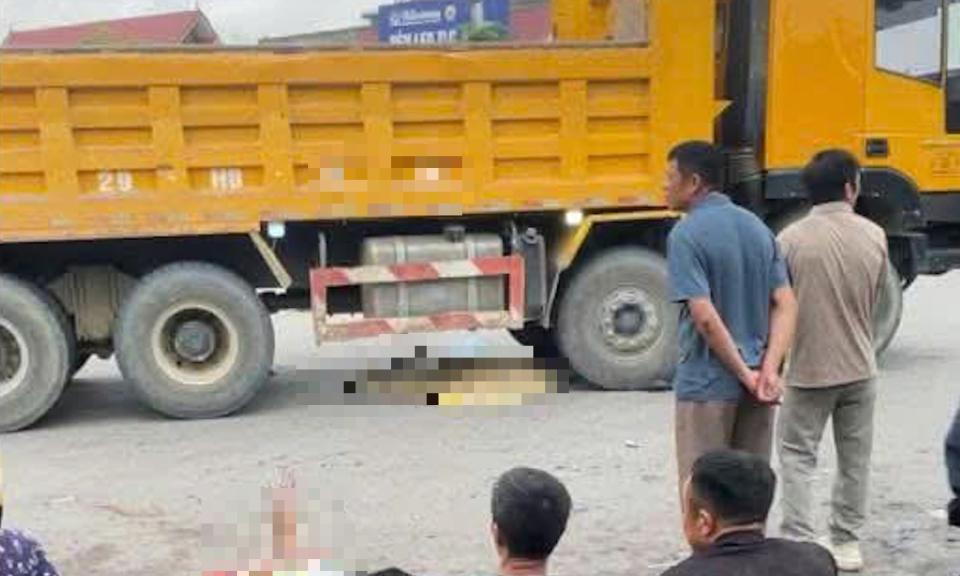 Người đàn ông tử vong dưới gầm xe tải