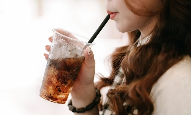 Từ trà sữa, nước ngọt đến bệnh tật bủa vây