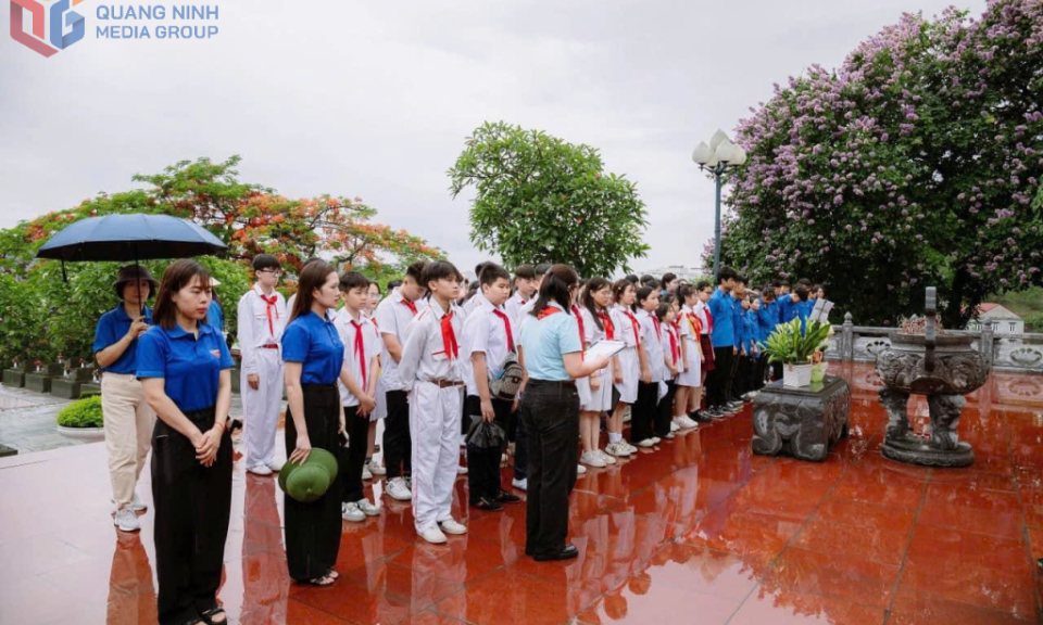 Tăng “sức đề kháng” trước những thông tin xấu độc