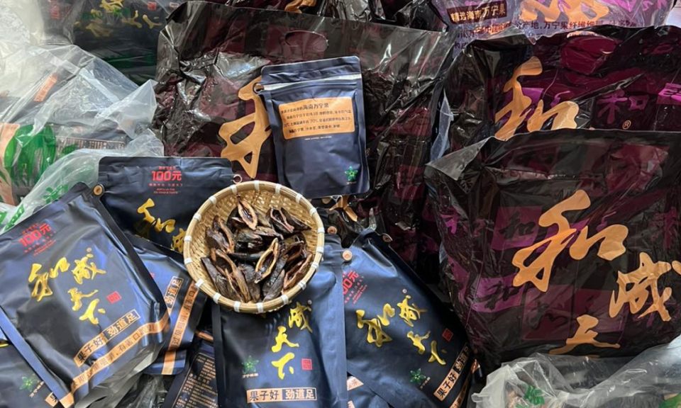 Nhập khẩu tăng gấp 14 lần, kẹo cau Trung Quốc giá 3 triệu đồng/kg tràn chợ Việt