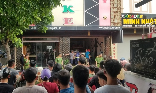 Cháy quán karaoke, một khách hàng ngủ quên tử vong