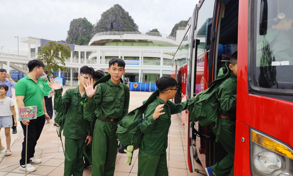 Trưởng thành từ mùa hè quân ngũ
