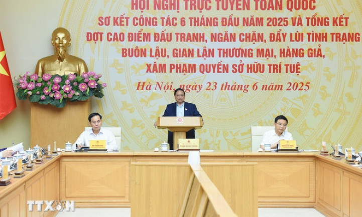 Thủ tướng Phạm Minh Chính: Mỗi ngày đều là cao điểm chống buôn lậu, hàng giả