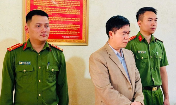 Vụ học sinh ăn mì tôm chan cơm: Nguyên hiệu trưởng lĩnh 3 năm 6 tháng tù