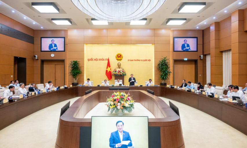 Ủy ban Thường vụ Quốc hội tiếp tục cho ý kiến về nhiều luật, nghị quyết quan trọng