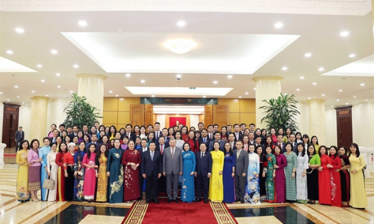 Party chief urges young lawmakers to drive innovation, reform