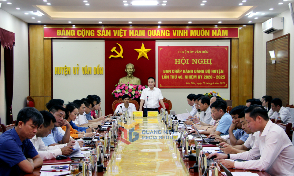 Hội nghị Ban Chấp hành Đảng bộ huyện Vân Đồn lần thứ 46, nhiệm kỳ 2020-2025