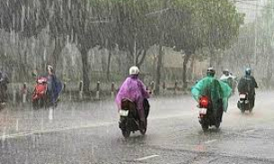 Thời tiết hôm nay 26/6: Bắc Bộ và Nam Bộ mưa, Trung Bộ nắng nóng