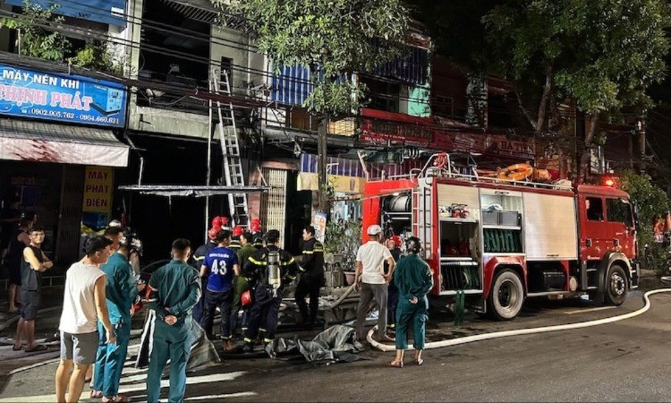 Đà Nẵng cháy nhà trong đêm thiệt hại nhiều tài sản