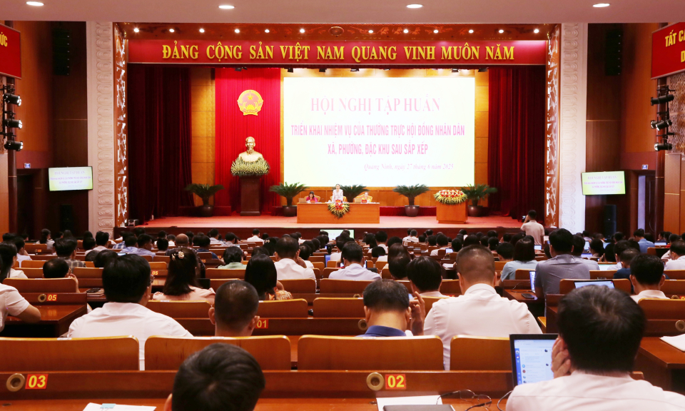 Tập huấn nghiệp vụ cho Thường trực HĐND xã, phường, đặc khu sau sắp xếp