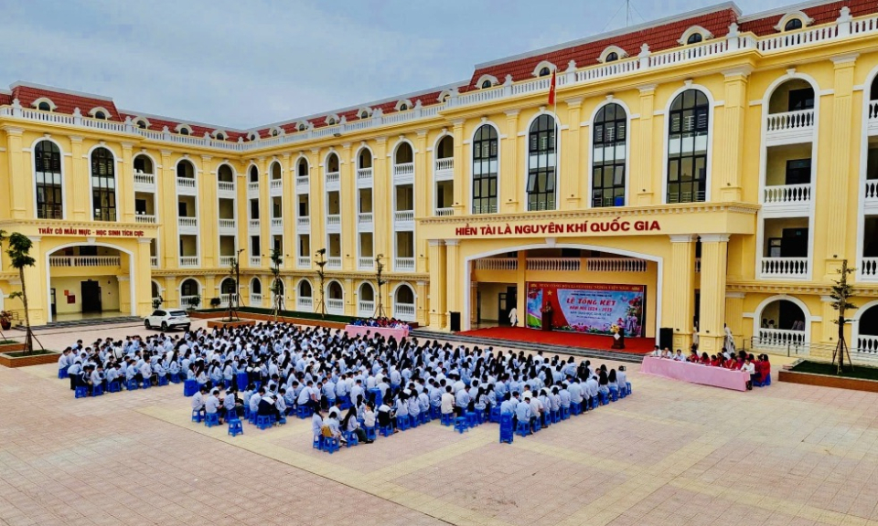 Tạo động lực bứt phá cho khu vực DTTS từ hạ tầng 