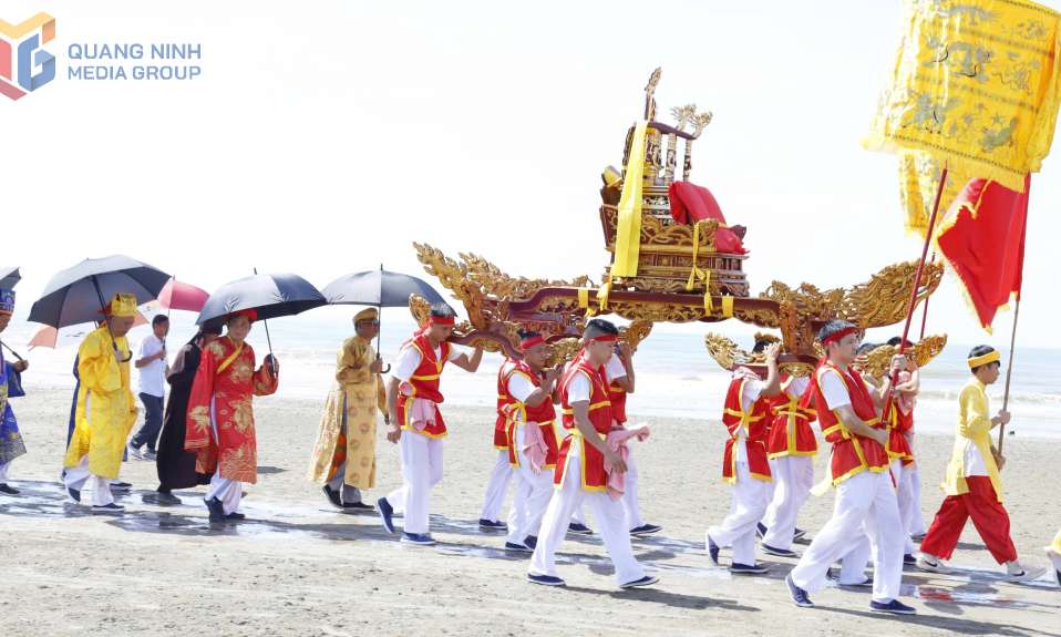 Du lịch văn hóa ở vùng biên