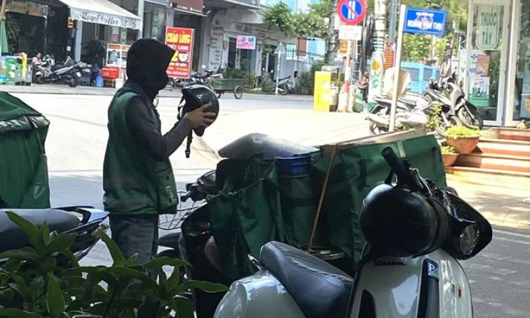 Bắt kẻ cướp tài sản của tài xế chạy xe ôm công nghệ