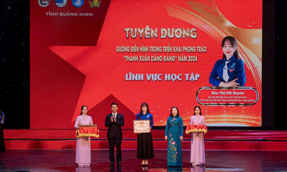 Sinh viên và trách nhiệm bảo vệ nền tảng tư tưởng của Đảng trên không gian mạng