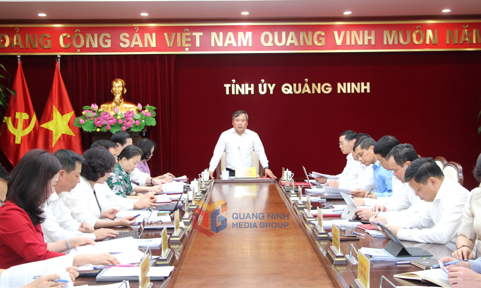 Giao ban Thường trực Tỉnh ủy