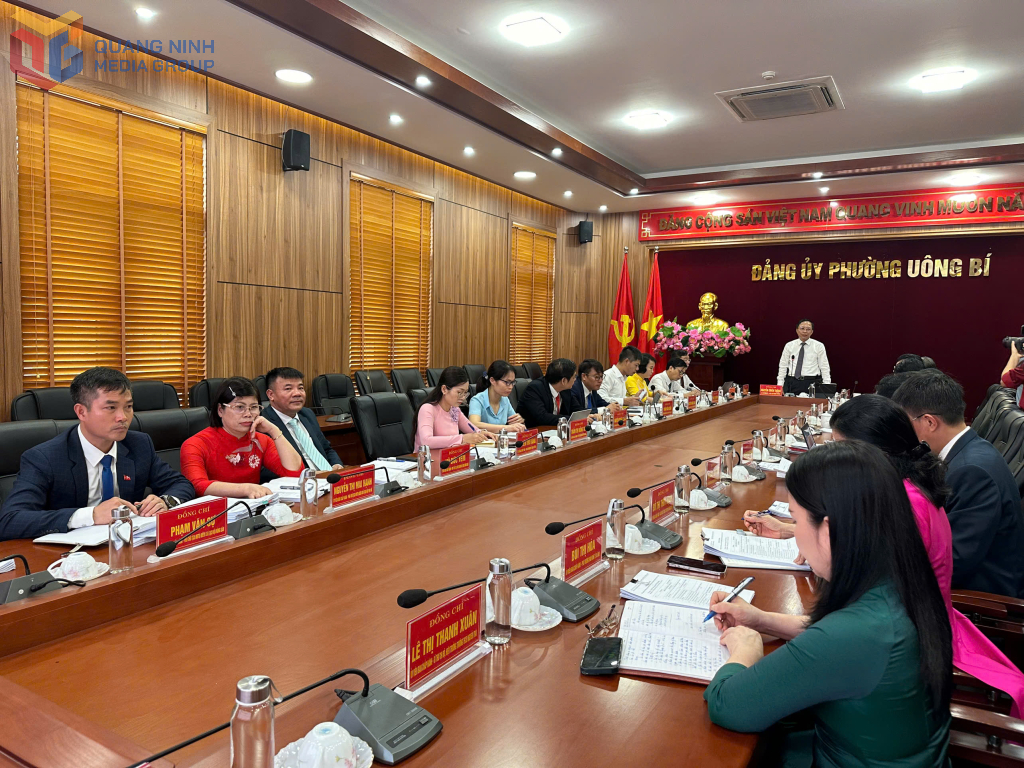 Đảng ủy phường Uông Bí tổ chức hội nghị Ban Chấp hành.