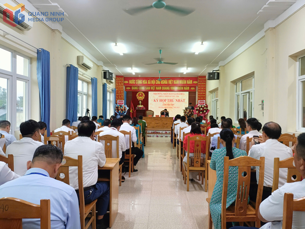 HĐND xã Hải Hòa tổ chức kỳ họp thứ nhất nhiệm kỳ 2021-2026.