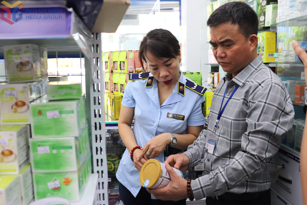Các sản phẩm từ sữa được kiểm tra kỹ lưỡng.