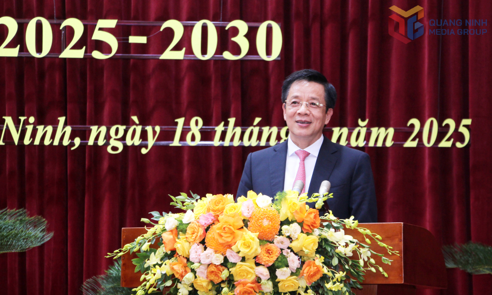 Đồng chí Nguyễn Văn Hồi, Ủy viên Ban Thường vụ Tỉnh ủy, Chủ tịch Ủy ban MTTQ tỉnh, phát biểu tại đại hội.