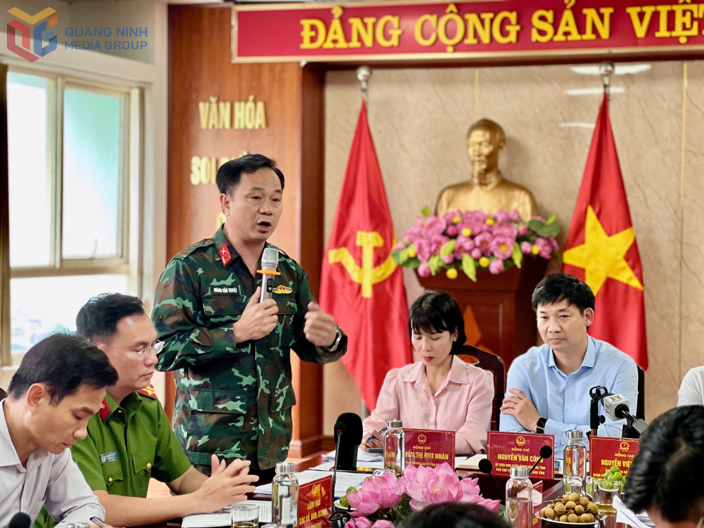 Đại tá Hoàng Văn Thuyết, Chính ủy Bộ CHQS tỉnh 