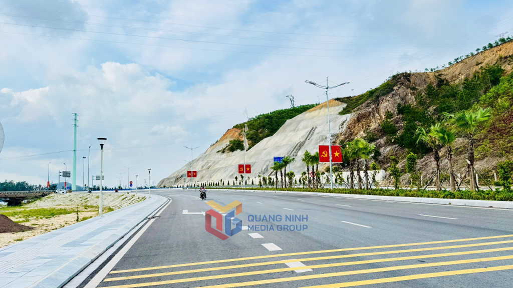 Dự án nút giao cầu 3 Vân Đồn vừa được đầu tư hoàn thành.