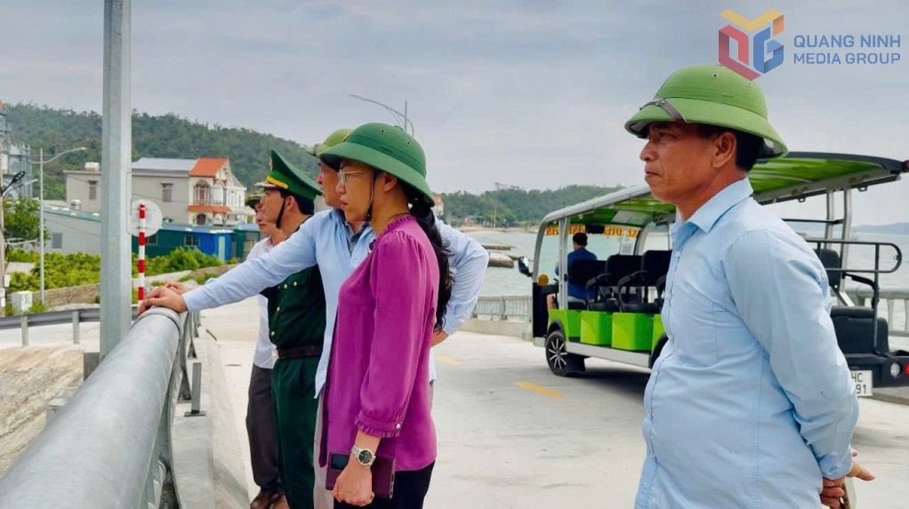 Ban chỉ huy PCTT và tìm kiếm cứu nạn Đặc khu Cô Tô kiểm tra công tác phòng chống bão số 3 (Wipha) 