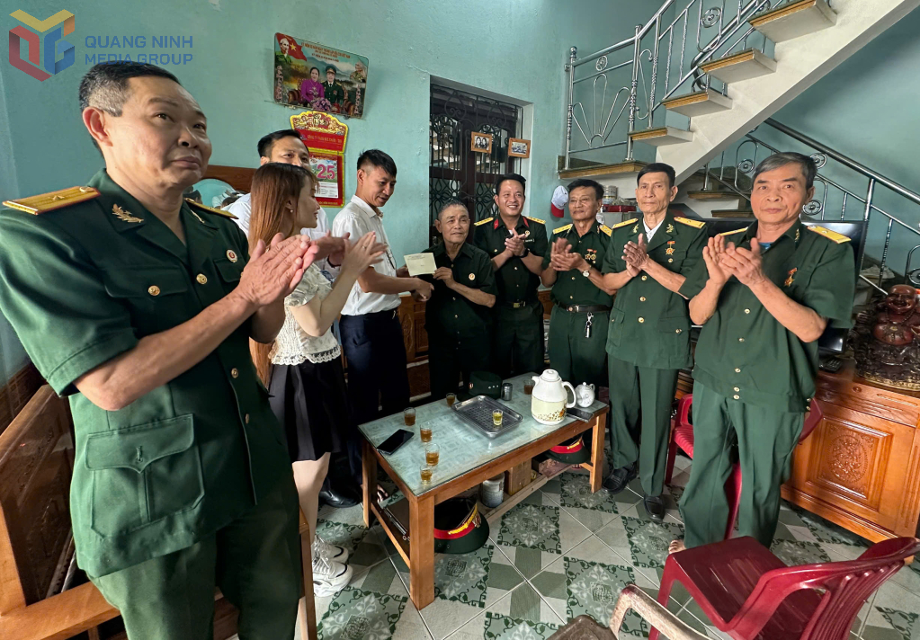 , phường Cửa Ông đã phối hợp với Công ty TNHH Thương mại Vận tải Quang Mười