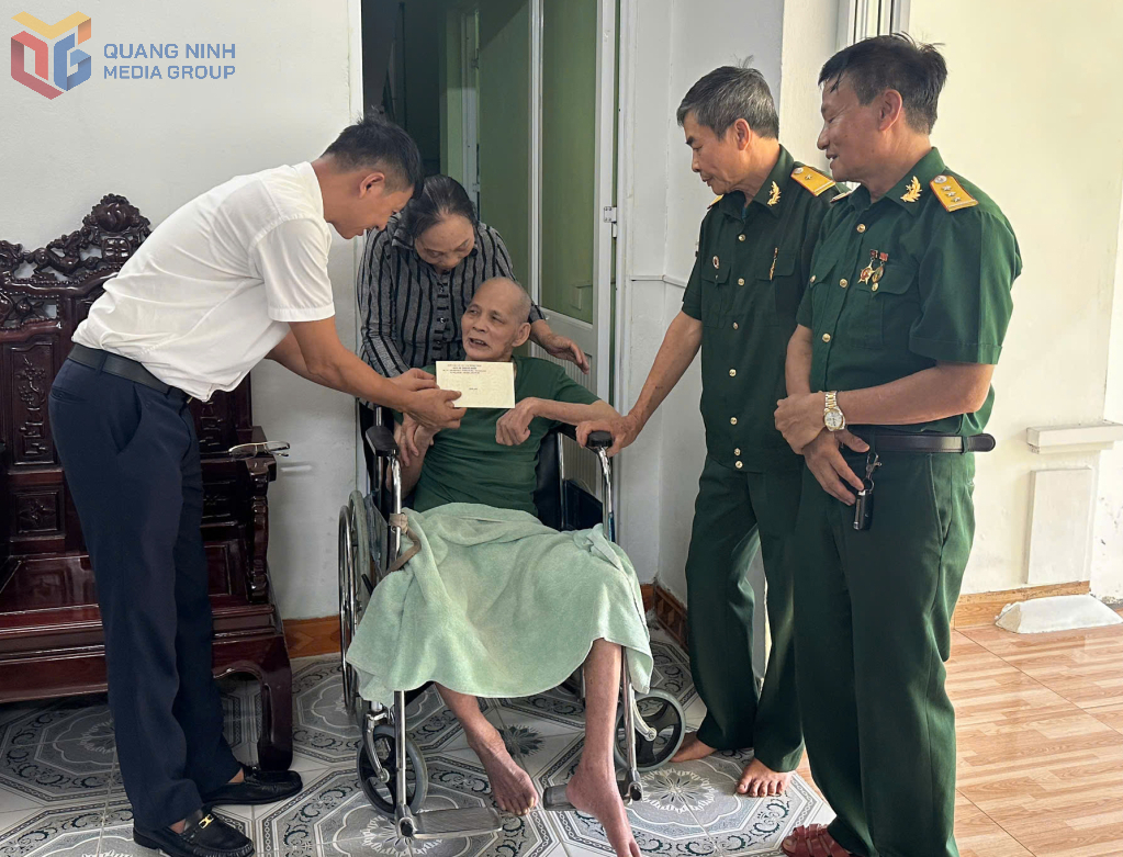 , phường Cửa Ông đã phối hợp với Công ty TNHH Thương mại Vận tải Quang Mười