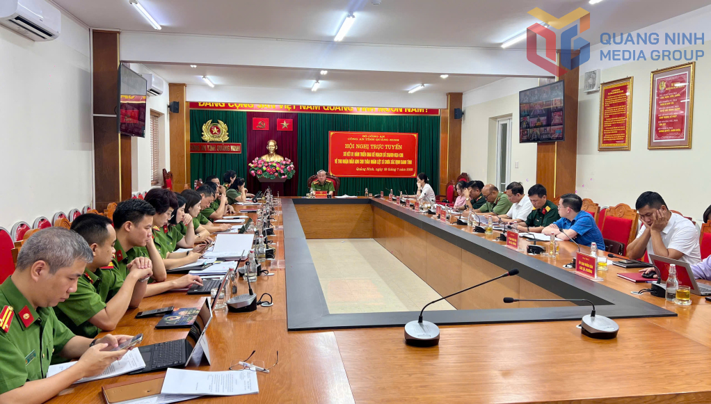 Đại tá Nguyễn Thuận, Phó Giám đốc Công an tỉnh chủ trì tại điểm cầu Quảng Ninh.