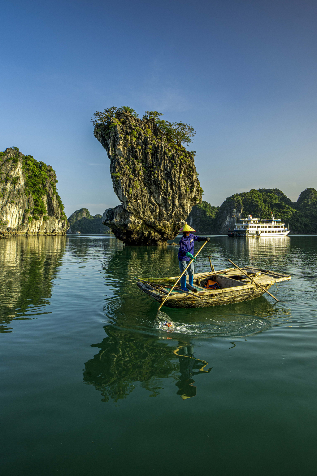 Người dân bảo vệ môi trường.