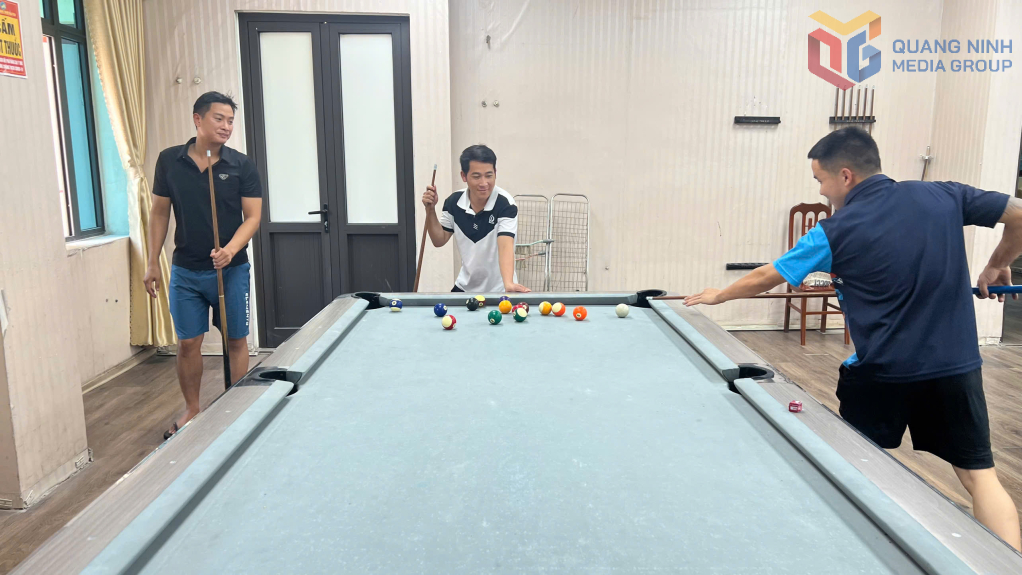 Khu vực vui chơi, giải trí sau giờ làm cho thợ mỏ tại chung cư Công ty Than Nam Mẫu.