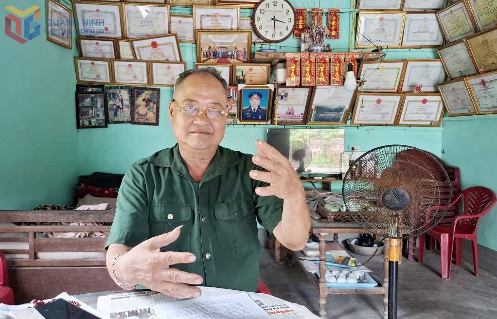 Người uy tín Lý Tắc Mềnh ở thôn Đài Van (Đặc khu Vân Đồn) kể về những năm tháng tham gia xây dựng thôn Đài Van.