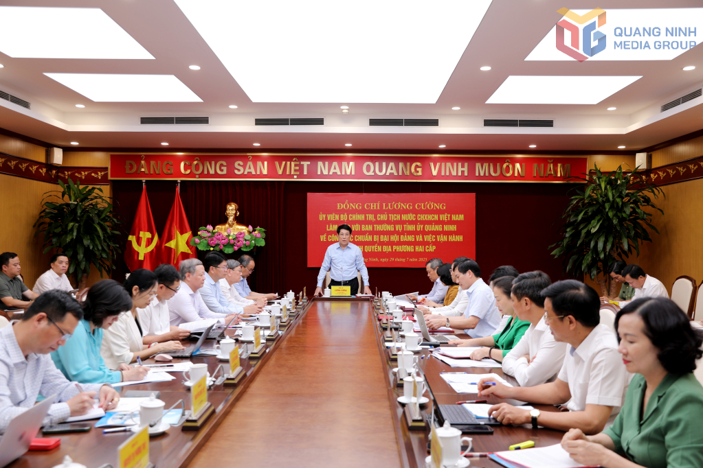Đồng chí Lương Cường, Ủy viên Bộ Chính trị, Chủ tịch nước làm việc với Ban Thường vụ Tỉnh ủy Quảng Ninh.