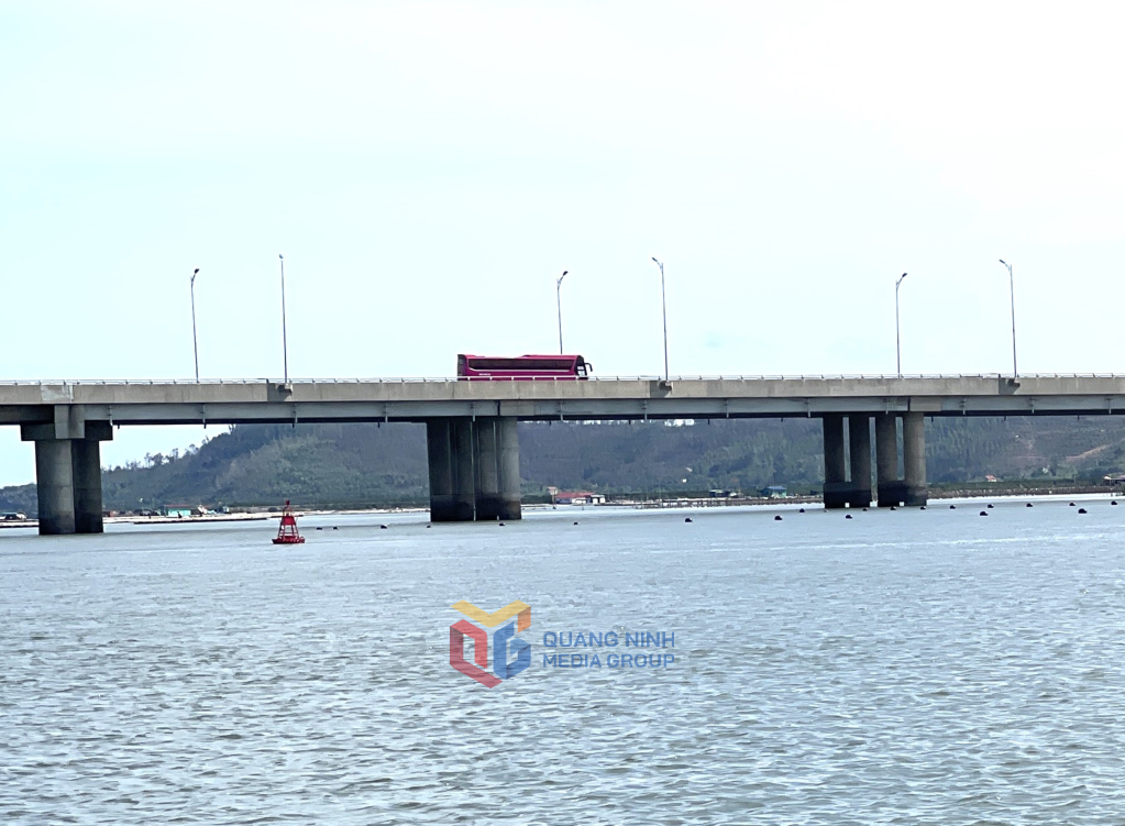 Một vị trí hàng lang an toàn luồng thủy nội địa bị xâm phạm trên tuyến luồng Sông Hốt.