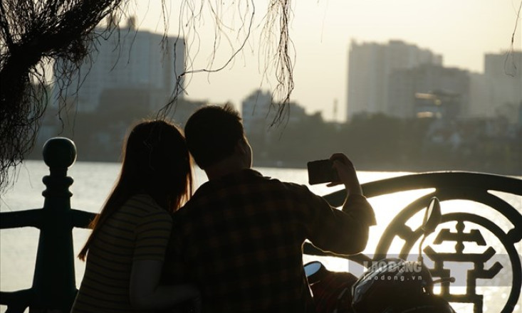 Những mẹo để kiểm soát lo lắng và giữ bình tĩnh trước ngày hẹn hò
