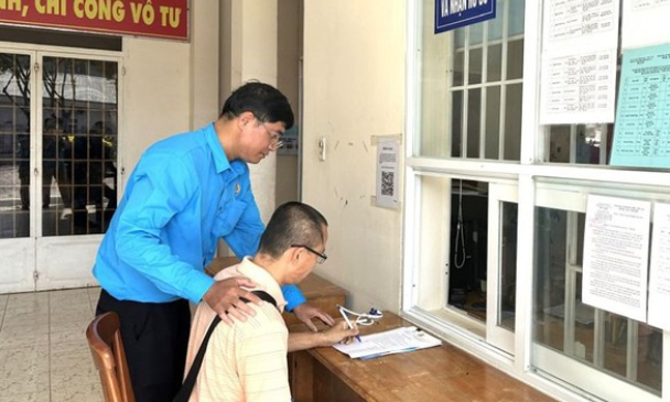 Tính bồi thường, trợ cấp tai nạn lao động căn cứ mức lương nào?