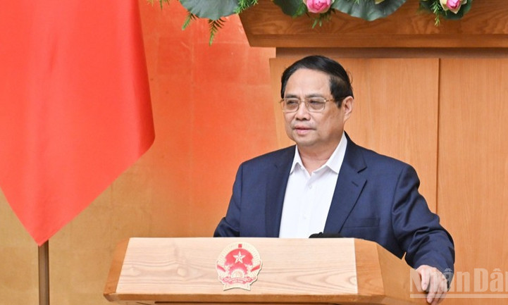 Tập trung ổn định bộ máy tổ chức chính quyền các cấp, quyết tâm đạt mức tăng trưởng 8% trở lên