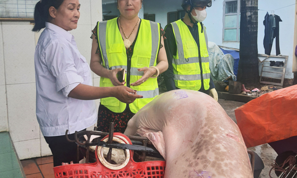 Đảm bảo VSATTP trong hoạt động giết mổ gia súc, gia cầm