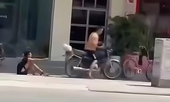 Xôn xao vụ việc bé trai bị xích chân, kéo lê trên vỉa hè ở Hải Phòng