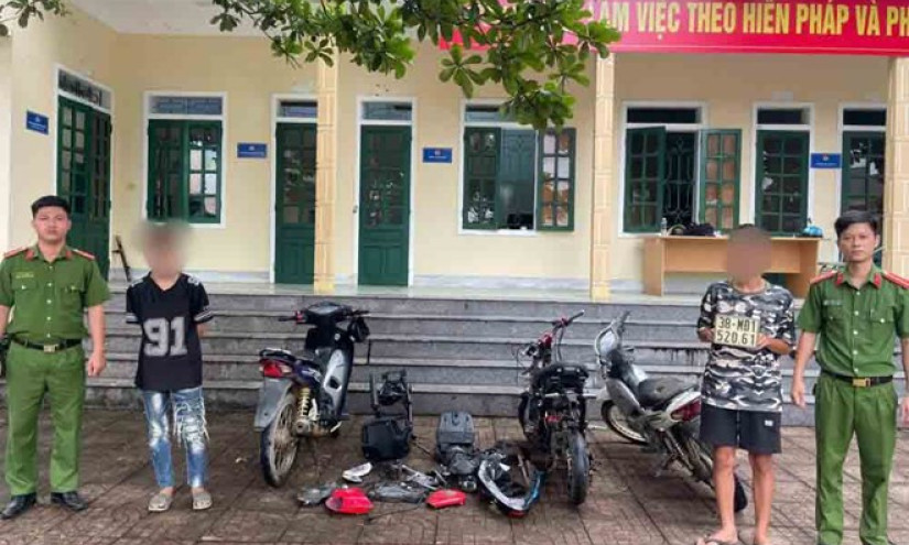 Bắt 2 thiếu niên gây ra 2 vụ trộm cắp xe máy