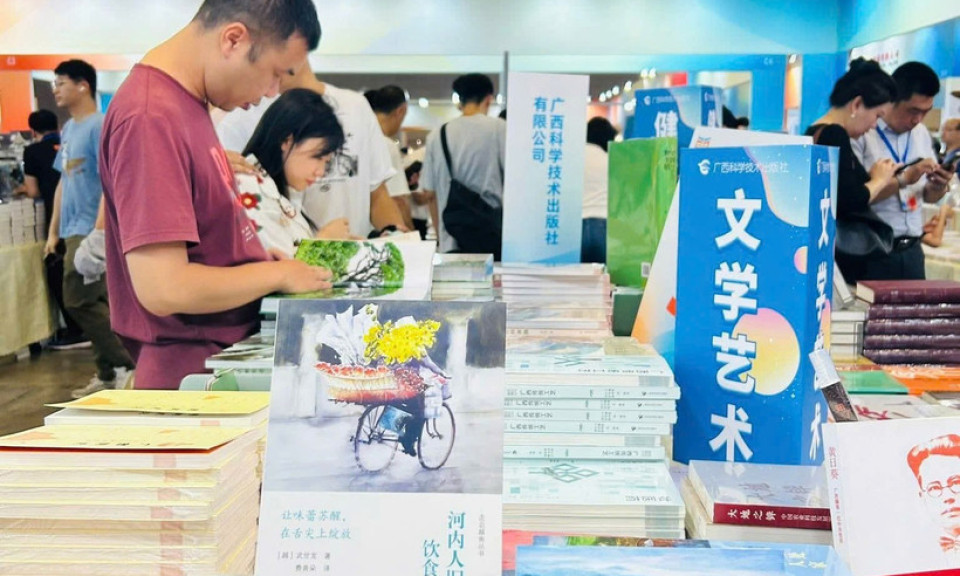 Sách ẩm thực Hà Nội đoạt giải thưởng về sức ảnh hưởng tại Trung Quốc