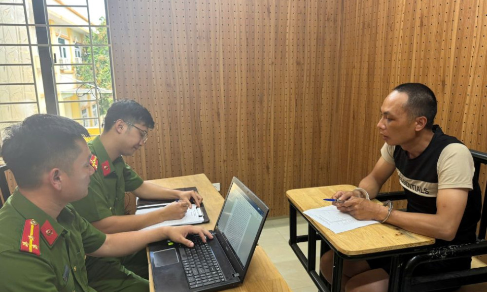 Bắt khẩn cấp đối tượng bịt mặt gây ra hàng loạt vụ cướp