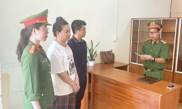 Tạm giam nhân viên một công ty giao hàng tham ô tài sản sau 5 năm lẩn trốn