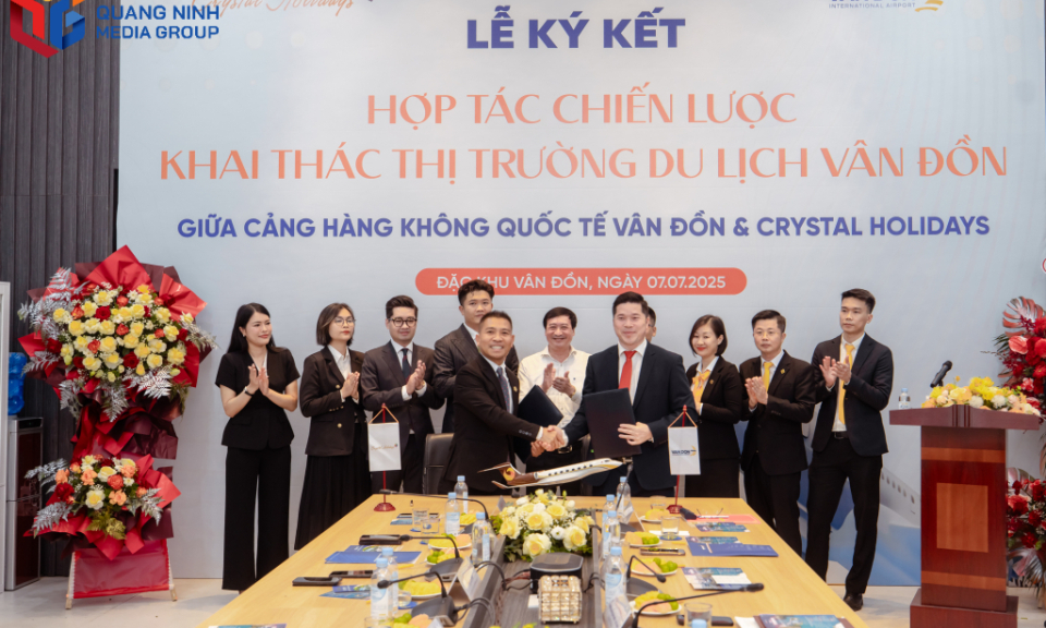 Cooperative agreement inked between Van Don International Airport and Crystal Holidays Holdings 