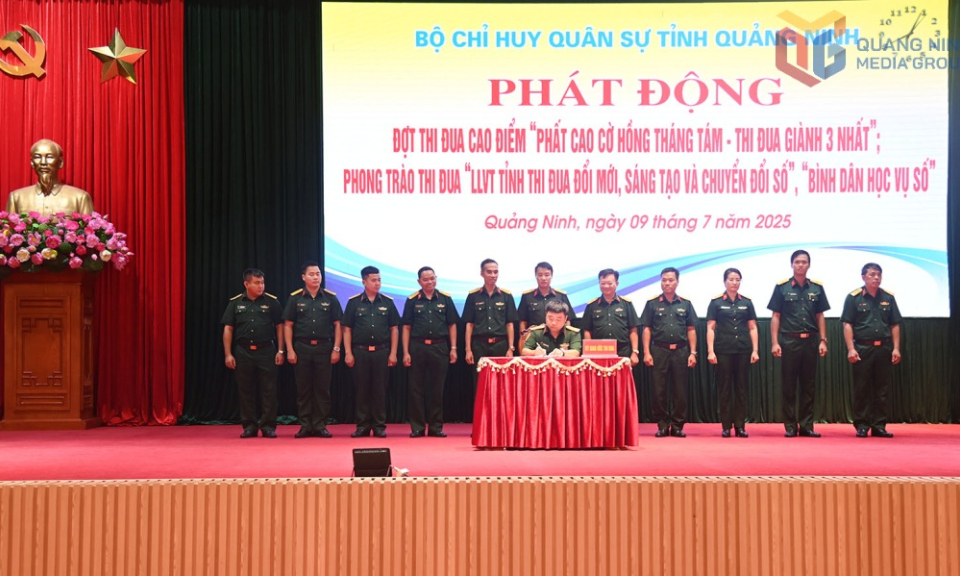 Bộ CHQS tỉnh: Phát động đợt thi đua cao điểm “Phất cao cờ hồng tháng Tám - Thi đua giành 3 nhất”