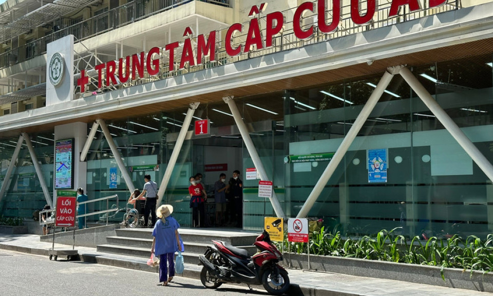 Vụ ôtô đâm liên hoàn nhiều xe máy tại Hà Nội: Một người đã tử vong 